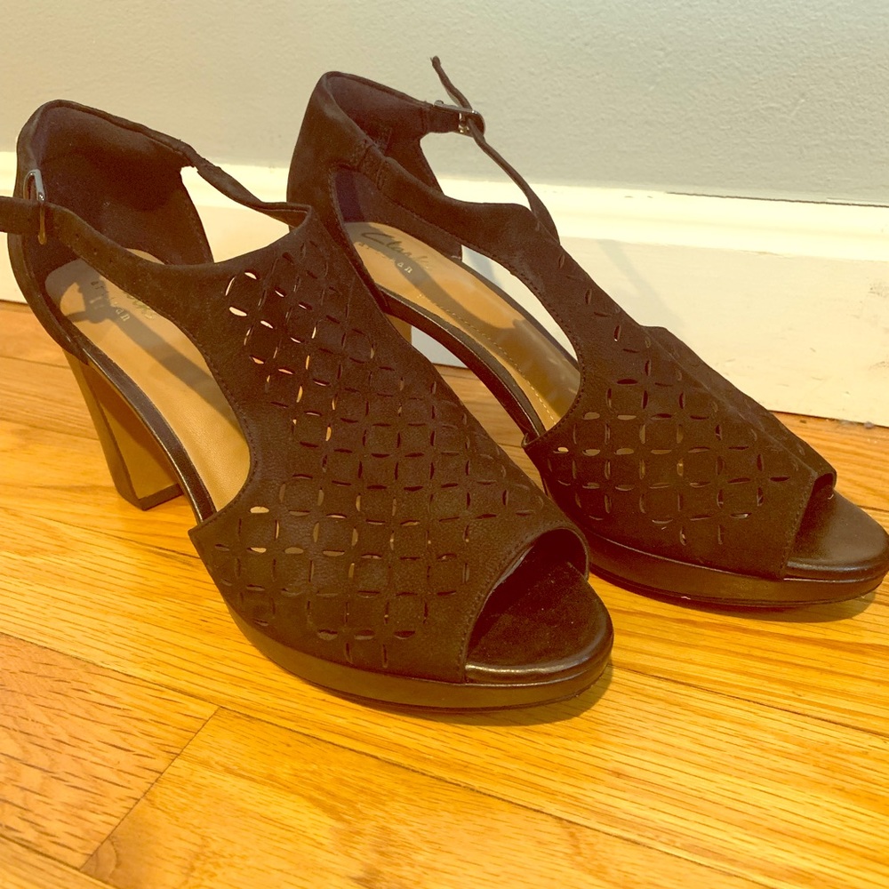 Clark’s Artisan Peep Toe Sandals